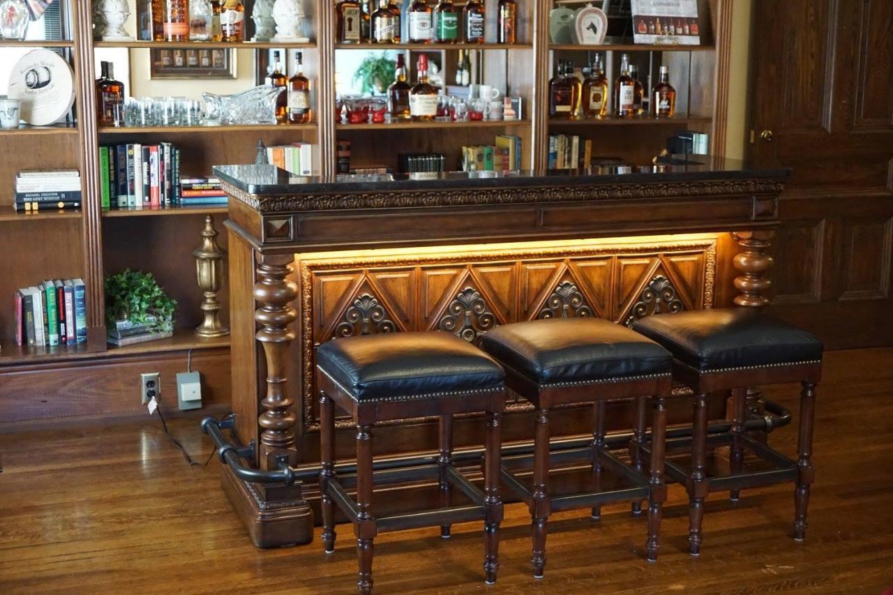 Louisville Bourbon Inn Εξωτερικό φωτογραφία