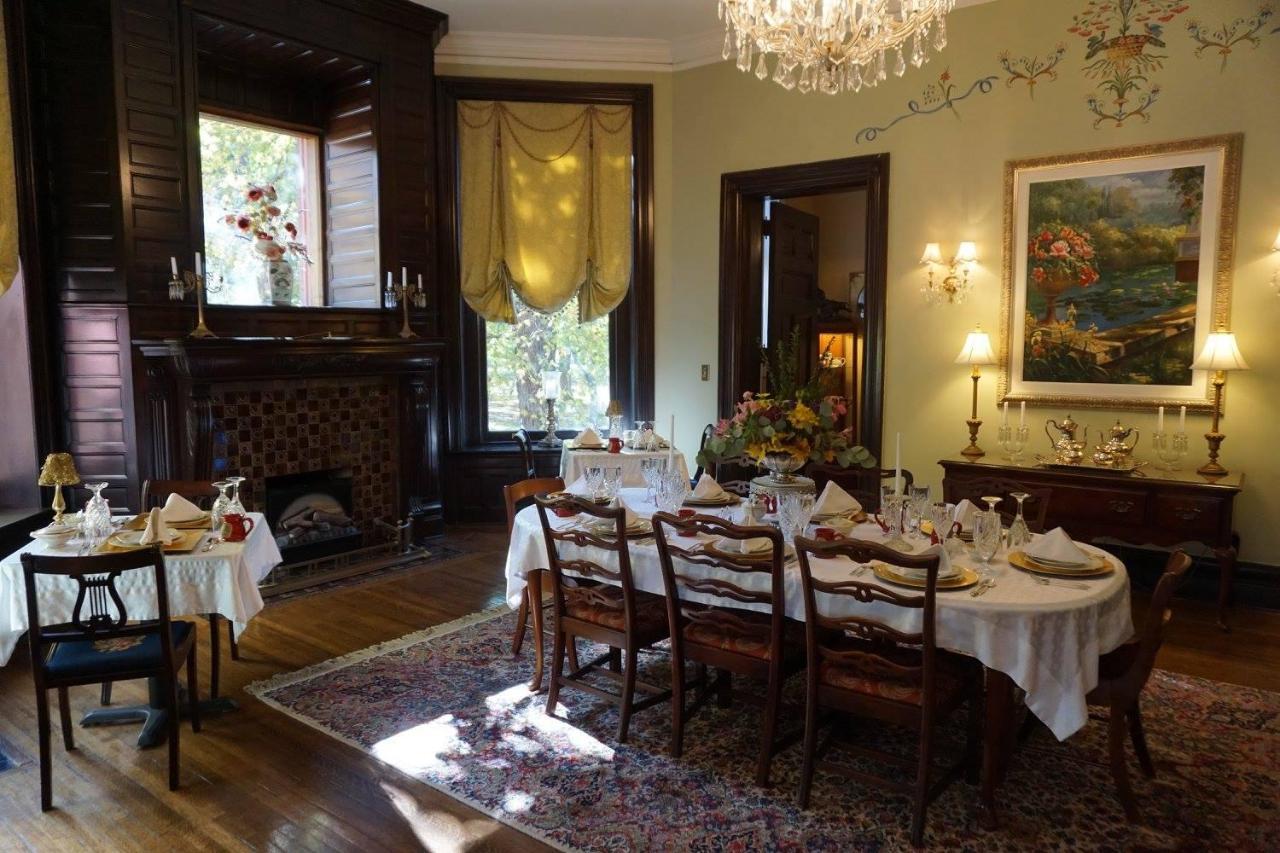 Louisville Bourbon Inn Εξωτερικό φωτογραφία