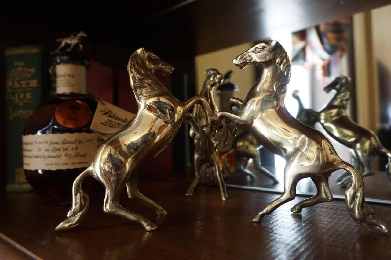 Louisville Bourbon Inn Εξωτερικό φωτογραφία