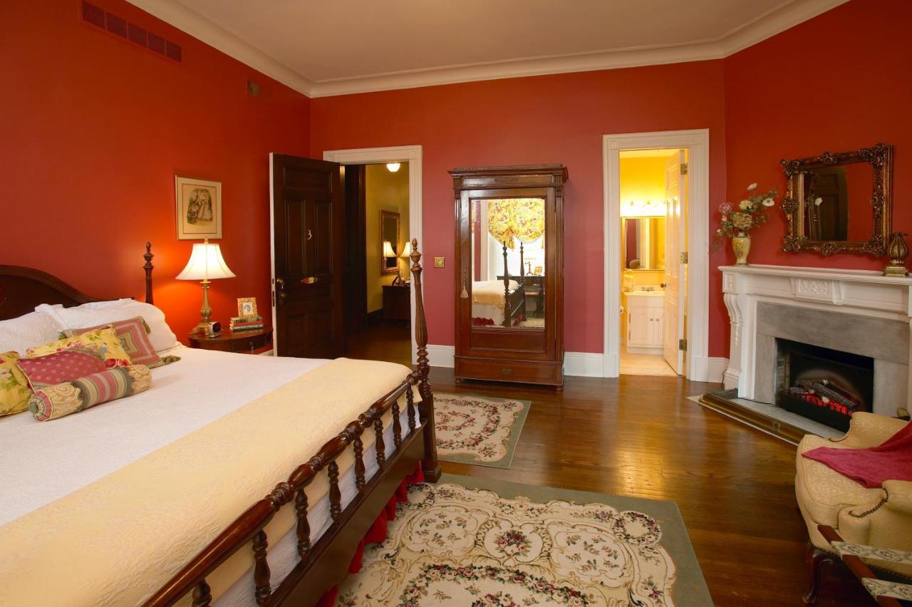 Louisville Bourbon Inn Εξωτερικό φωτογραφία