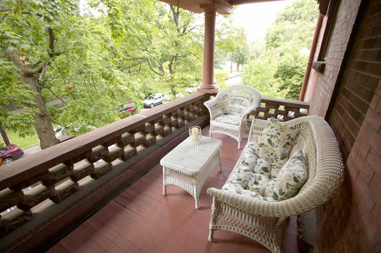 Louisville Bourbon Inn Εξωτερικό φωτογραφία